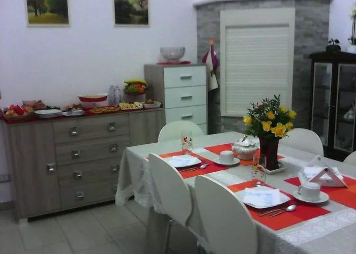 Angeli לינה וארוחת בוקר